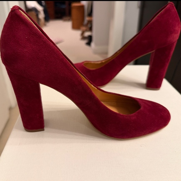 J Crew Gorgeous Burgundy Suede Pumps, Size 8.5 - Picture 1 of 4